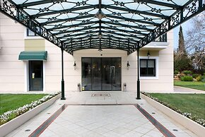Zeus Essence Ramada by Wyndham Athens