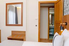 Zeus Essence Ramada by Wyndham Athens