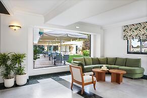 Ramada by Wyndham , Athens Club Attica Riviera