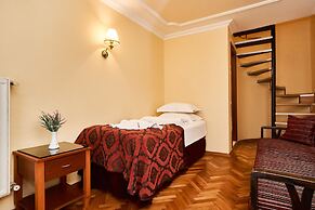 Amber Hotel - Special Class