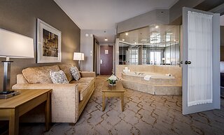 Monte Carlo Inn Vaughan Suites