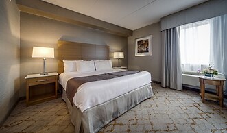 Monte Carlo Inn Vaughan Suites