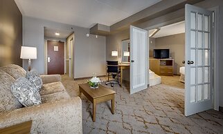 Monte Carlo Inn Vaughan Suites