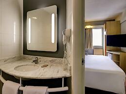 ibis Tamboré