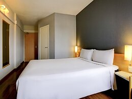 ibis Tamboré