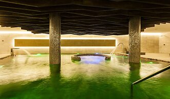 Hotel Serrano Palace