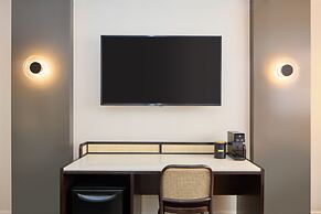 Hotel Renew