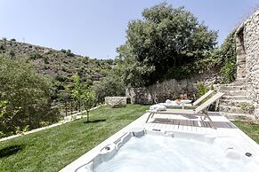 Locanda Don Serafino Historical Boutique Hotel