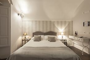 Locanda Don Serafino Historical Boutique Hotel