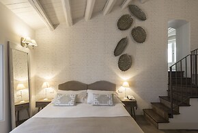 Locanda Don Serafino Historical Boutique Hotel
