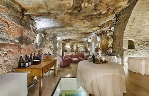 Locanda Don Serafino Historical Boutique Hotel