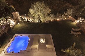 Locanda Don Serafino Historical Boutique Hotel