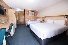 Windsor Riverview Inn