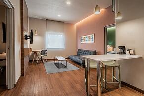City Express Suites by Marriott Querétaro