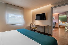 City Express Suites by Marriott Querétaro