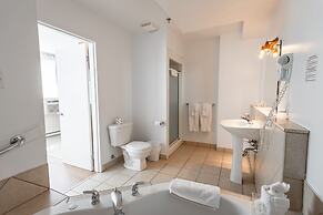 Hotel Les Suites Labelle