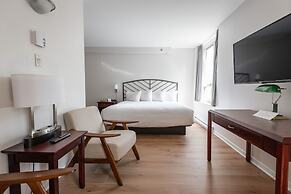 Hotel Les Suites Labelle