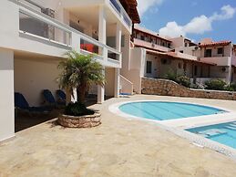 Creta Suites