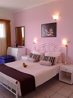 Creta Suites