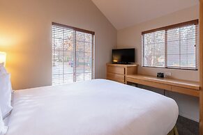 RiverPointe Napa Valley Resort