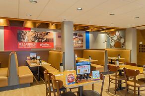 Wyndham Garden Niagara Falls Fallsview