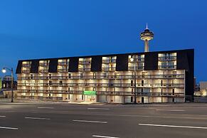 Wyndham Garden Niagara Falls Fallsview