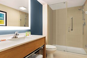 Wyndham Garden Niagara Falls Fallsview