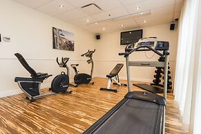 Hotel & Suites Le Dauphin Quebec