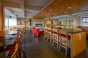 Hotel & Suites Le Dauphin Quebec