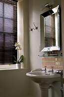 The Bridge House Boutique B&B