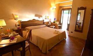 Il Podere Hotel Restaurant
