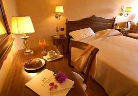 Il Podere Hotel Restaurant