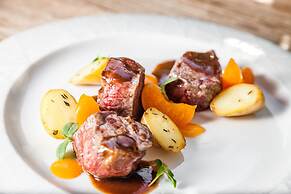 Gabbiano Azzurro Hotel & Suites