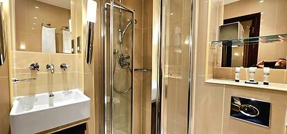 Hyde Park International