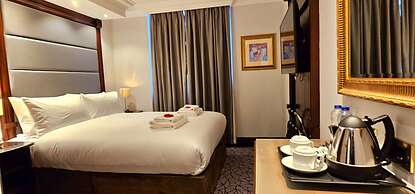 Hyde Park International