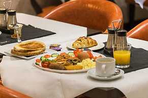 Hyde Park International