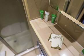 Hyde Park International