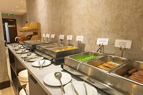 Hyde Park International