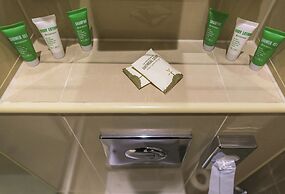 Hyde Park International