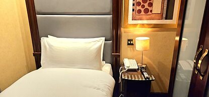 Hyde Park International