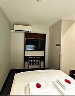 Hyde Park International