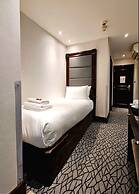 Hyde Park International