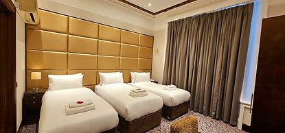 Hyde Park International