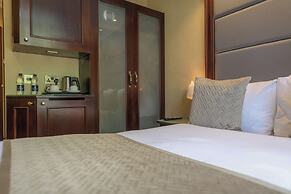 Hyde Park International