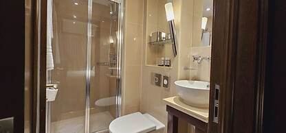 Hyde Park International