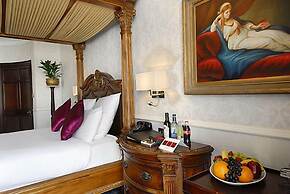 Grand Royale Hyde Park