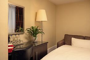 Grand Royale Hyde Park