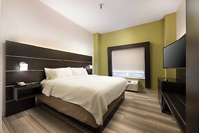 Holiday Inn Express Hotel & Suites Chattanooga-Hixson by IHG