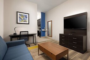 Holiday Inn Express Hotel & Suites Chattanooga-Hixson by IHG