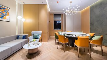 Holiday Inn Chongqing Guanyinqiao by IHG